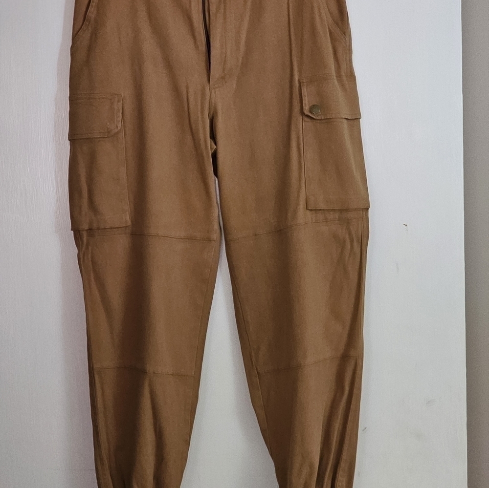 Hot & Delicious Cargo Joggers - Picture 2 of 5